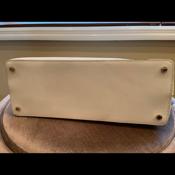 Calvin Klein White Purse - Picture 6 of 11